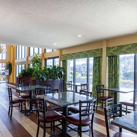 Days Inn By Wyndham Florence/I-95 North Luaran gambar