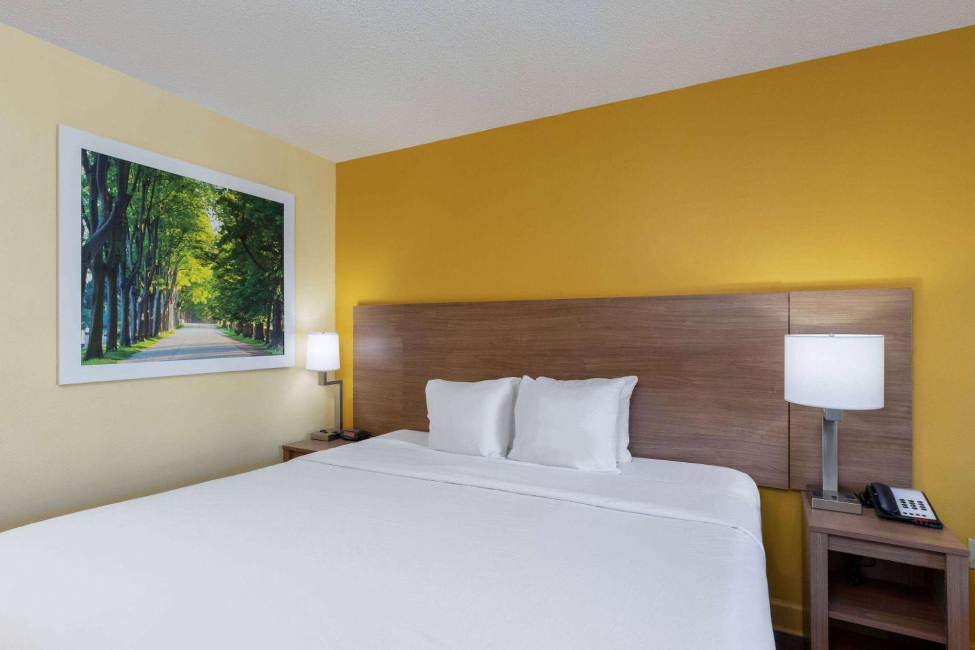 Days Inn By Wyndham Florence/I-95 North Luaran gambar